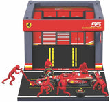 1:43 F1 FERRARI SF - 24 2024 PIT PASS DIORAMA SAINZ