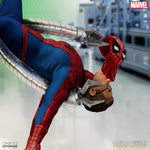 MEZCO  One:12 Collective Amazing Spiderman Spiderman/Peter Parker